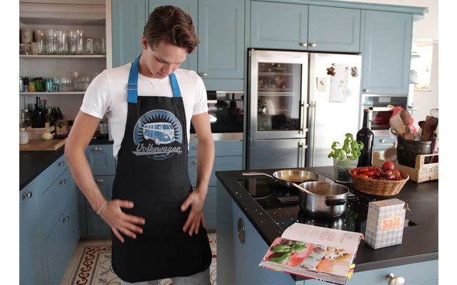 VW Collection T1 Bulli Cooking Apron Black 9 VW Collection T1 Bulli Cooking Apron Black - Image 7