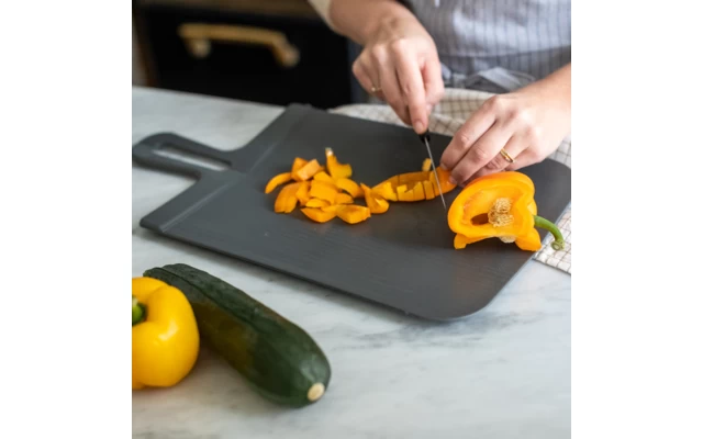 Koziol Cutting Board Snap L Nature Ash Grey 3 Koziol Cutting Board Snap L Nature Ash Grey