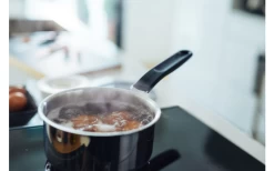 Fiskars Functional Form Saucepan 1.5 Liters -Camping Kitchen 739886 4988033